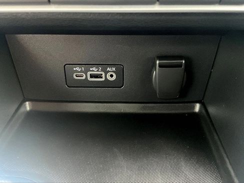 Used 2023 Nissan Sentra SR w/ Midnight Edition Package image 31