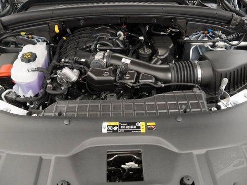 New 2025 Jeep Grand Cherokee Overland image 39