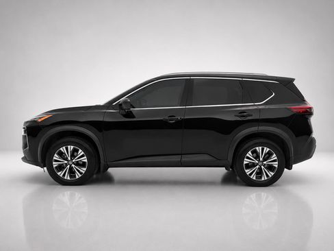 Used 2021 Nissan Rogue SV w/ Premium Package FWD image 2
