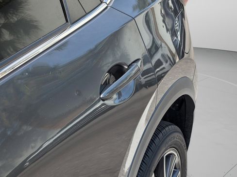 Used 2018 MAZDA CX-5 Touring FWD image 32