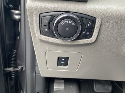 Used 2015 Ford F150 XLT w/ Equipment Group 301A Mid image 10