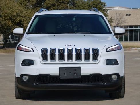 Used 2015 Jeep Cherokee Latitude image 8