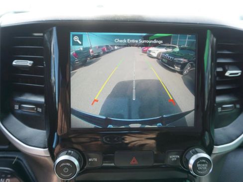 Used 2021 RAM 1500 Big Horn image 26