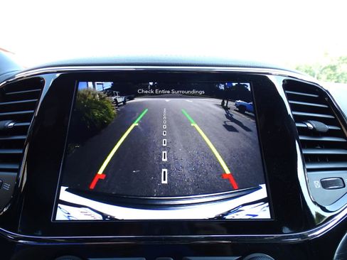 Used 2020 Jeep Grand Cherokee High Altitude image 24