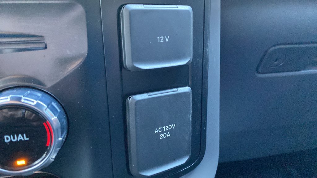 Used 2024 Ford F150 Lariat AWD/4WD image 55