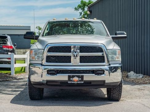 Used 2017 RAM 3500 Tradesman w/ Chrome Appearance Group AWD/4WD image 9