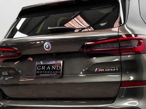 Used 2023 BMW X5 M50i w/ Executive Package image 13