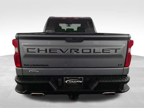 Used 2021 Chevrolet Silverado 1500 LT Trail Boss w/ LPO, Dark Essentials Package AWD/4WD image 7