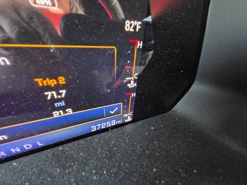 Used 2023 Chevrolet Colorado LT w/ LT Convenience Package III image 6