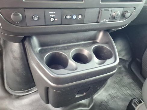 Used 2019 Chevrolet Express 3500 w/ Power Convenience Package image 25