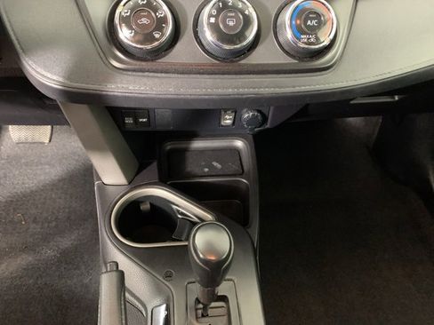 Used 2018 Toyota RAV4 LE w/ All Weather Liner Package image 24