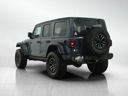 Used 2024 Jeep Wrangler Willys image 3