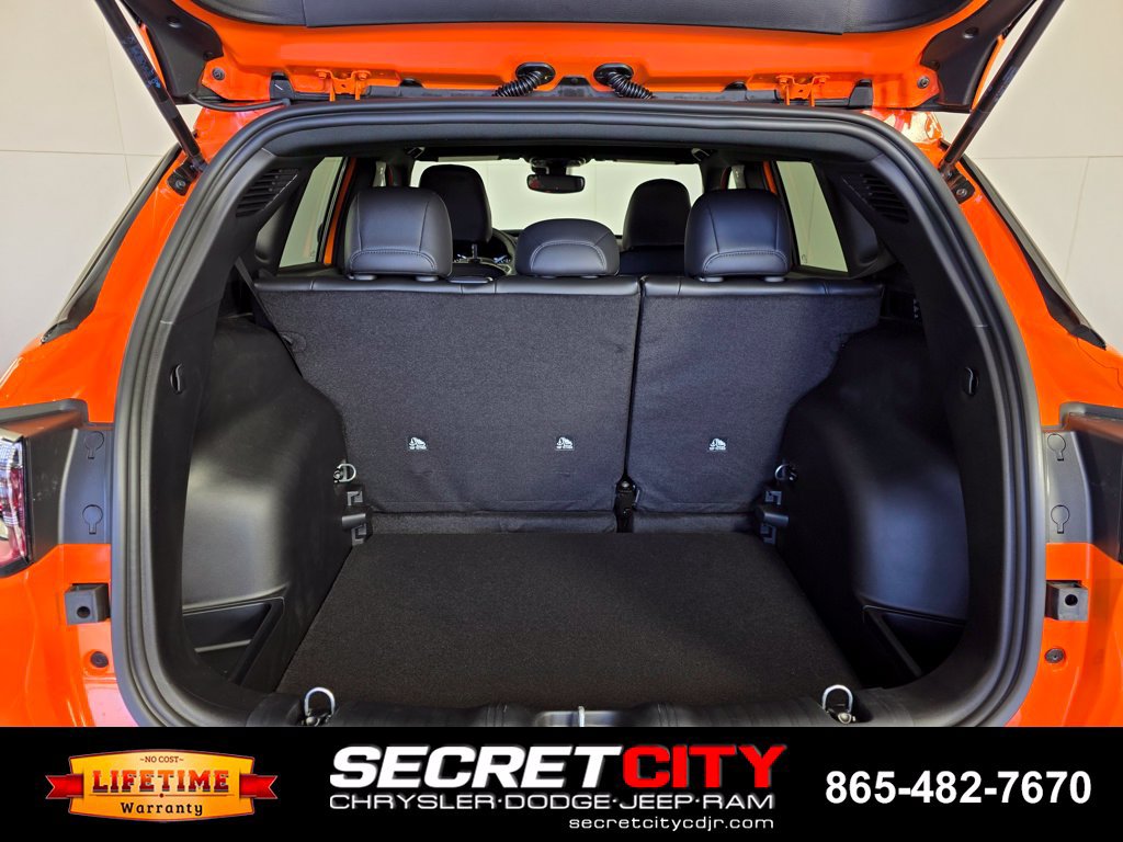 New 2026 Jeep Compass Latitude AWD/4WD image 32
