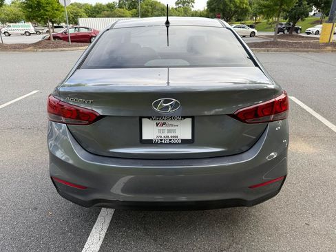 Used 2019 Hyundai Accent SE FWD image 6