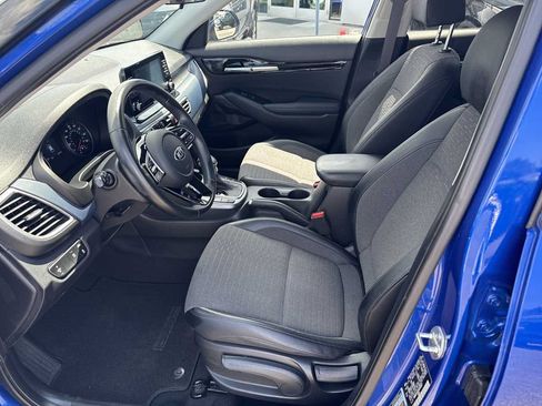 Used 2021 Kia Seltos S AWD/4WD image 11