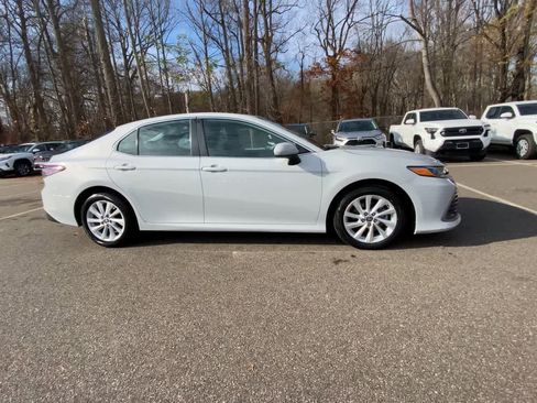 Used 2023 Toyota Camry LE image 9
