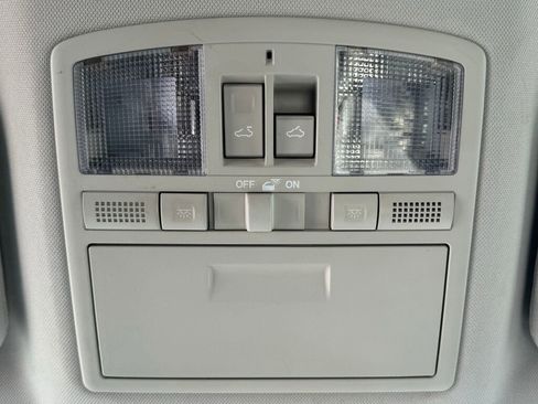 Used 2012 MAZDA CX-9 Touring w/ Moonroof & Bose Audio Pkg AWD/4WD image 35