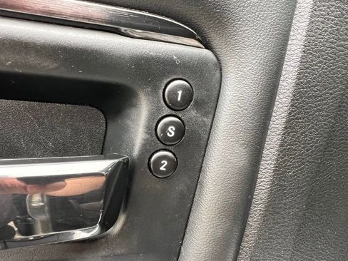 Used 2024 RAM 2500 Limited image 35