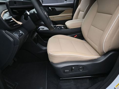 New 2026 Buick Enclave Preferred w/ Super Cruise Package image 18