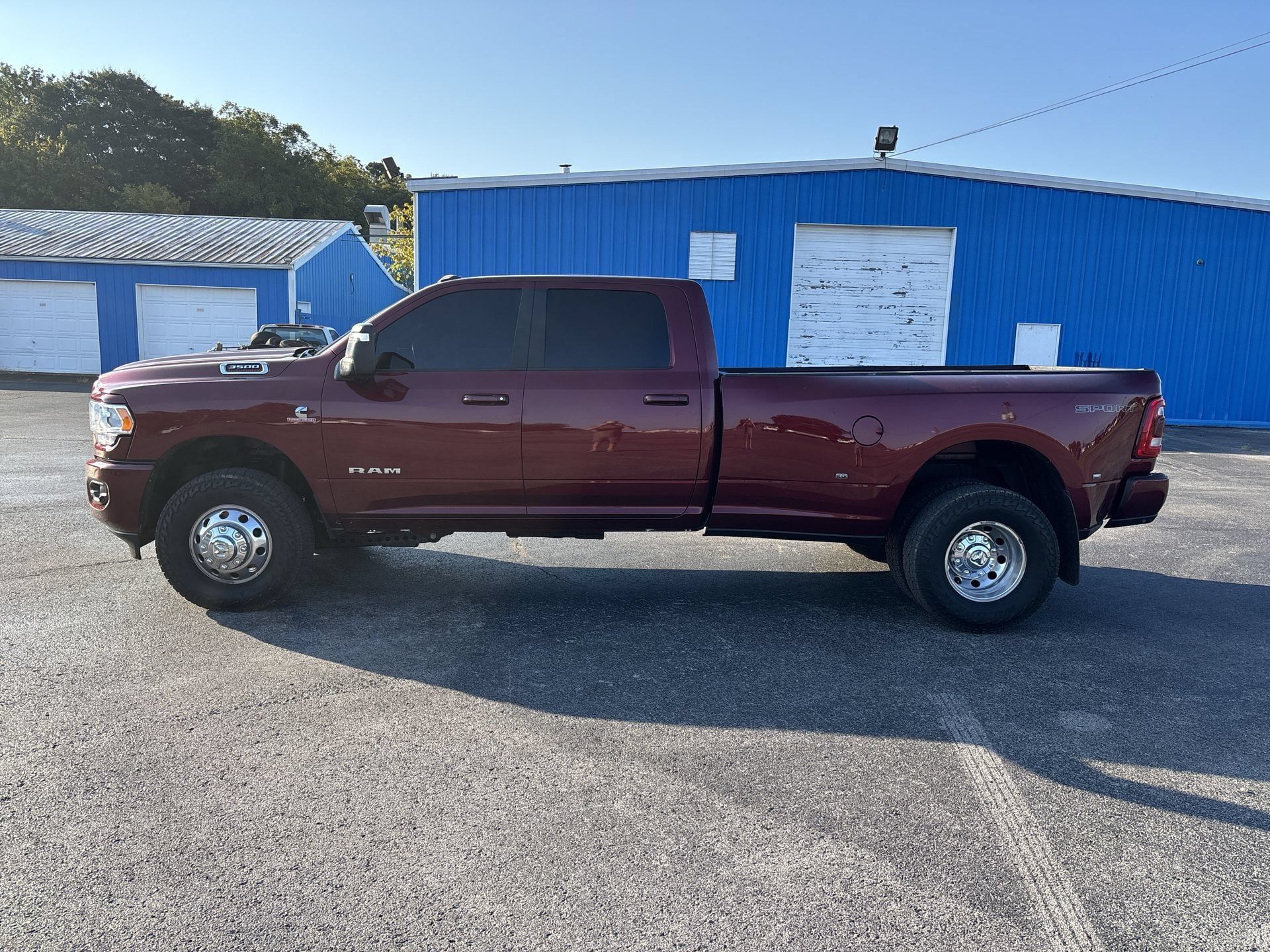 Used 2024 RAM 3500 Big Horn w/ Safety Group AWD/4WD image 4