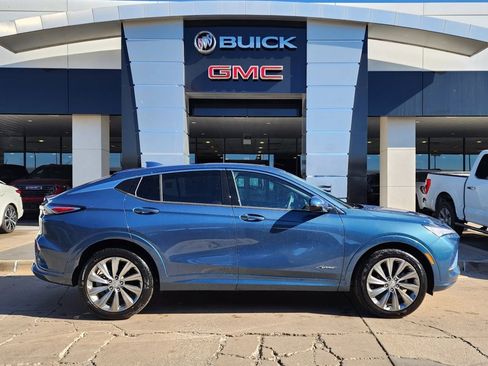 New 2026 Buick Envista Avenir image 3