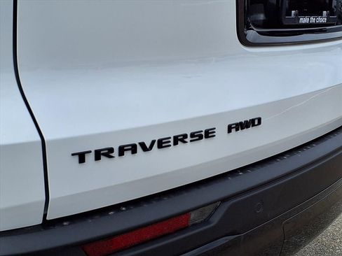 New 2026 Chevrolet Traverse LT w/ Midnight/Sport Edition image 7