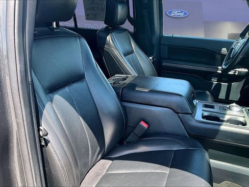 Certified 2020 Ford Expedition XLT w/ Equipment Group 202A RWD image 30