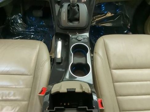 Used 2015 Ford Escape Titanium w/ Equipment Group 301A FWD image 25