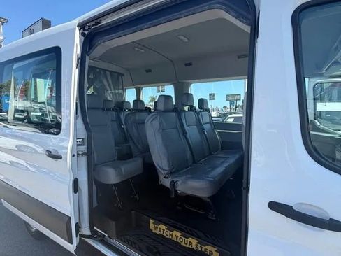 Used 2018 Ford Transit 350 XL RWD image 6