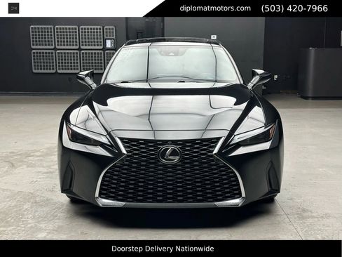 Used 2021 Lexus IS 300 AWD w/ Comfort Package image 10