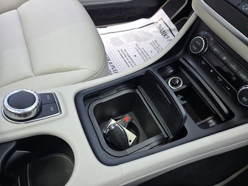 Used 2015 Mercedes-Benz GLA 250 image 38