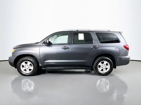 Used 2019 Toyota Sequoia SR5 AWD/4WD image 5
