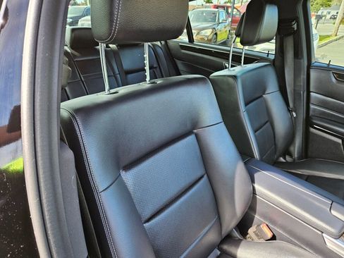 Used 2016 Mercedes-Benz E 350 Sedan w/ Premium Package image 11
