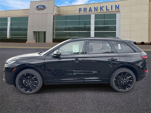 New 2026 Lincoln Corsair Premiere image 4