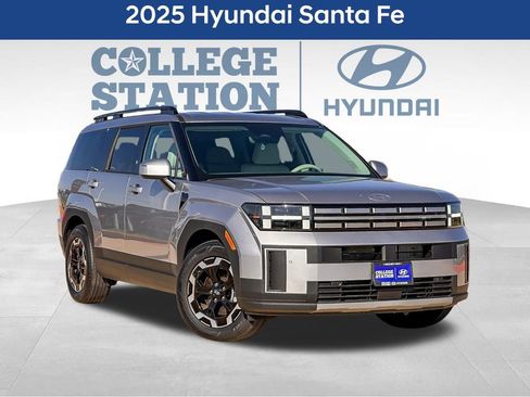 Used 2025 Hyundai Santa Fe SEL image 1