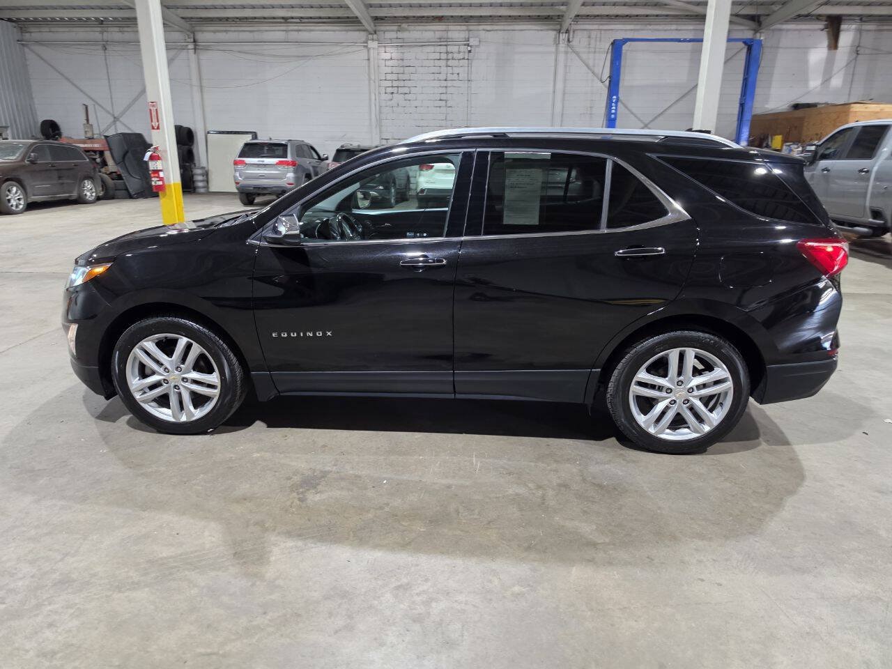 Used 2020 Chevrolet Equinox Premier AWD/4WD image 5