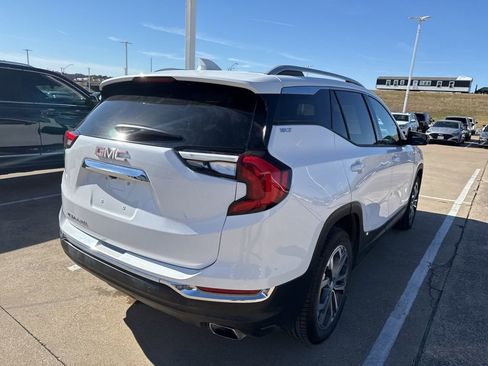 Used 2019 GMC Terrain SLT w/ Preferred Package image 4