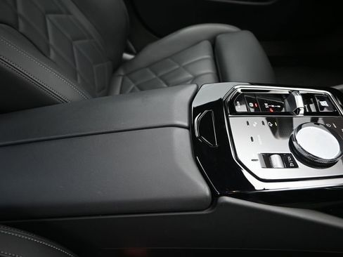 Certified 2024 BMW 530i 530i image 27