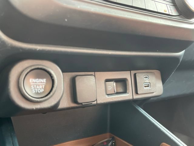 Used 2022 Ford Maverick Lariat w/ Lariat Luxury Package AWD/4WD image 20