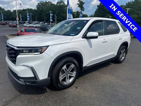 Used 2025 Honda Pilot EX-L image 3