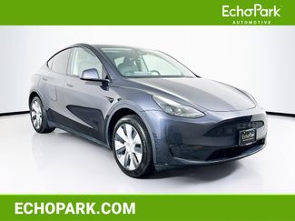 Used 2024 Tesla Model Y Long Range video 1