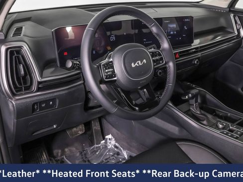 Used 2025 Kia Sorento EX image 5
