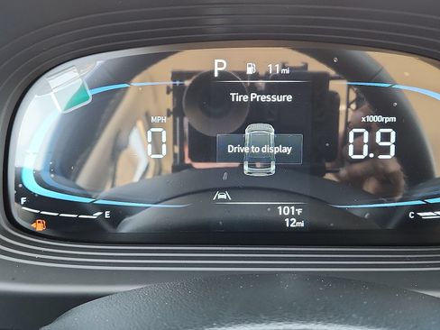 New 2026 Hyundai Venue SEL FWD image 20