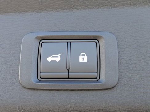 New 2026 Mitsubishi Outlander SEL FWD image 13