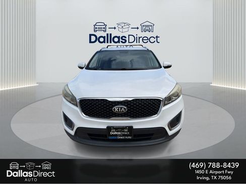 Used 2016 Kia Sorento FWD w/ LX Convenience Package image 3
