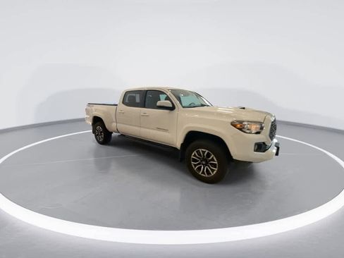 Used 2021 Toyota Tacoma TRD Sport AWD/4WD image 2