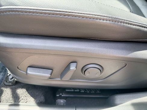 Used 2024 Hyundai Tucson Limited AWD/4WD image 16