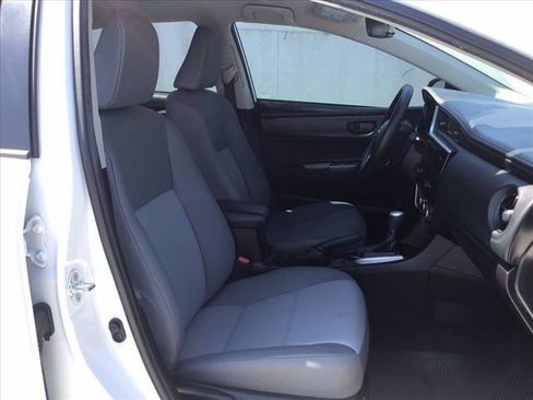 Certified 2017 Toyota Corolla L w/ Carpet Mat Package (TMS) FWD image 6