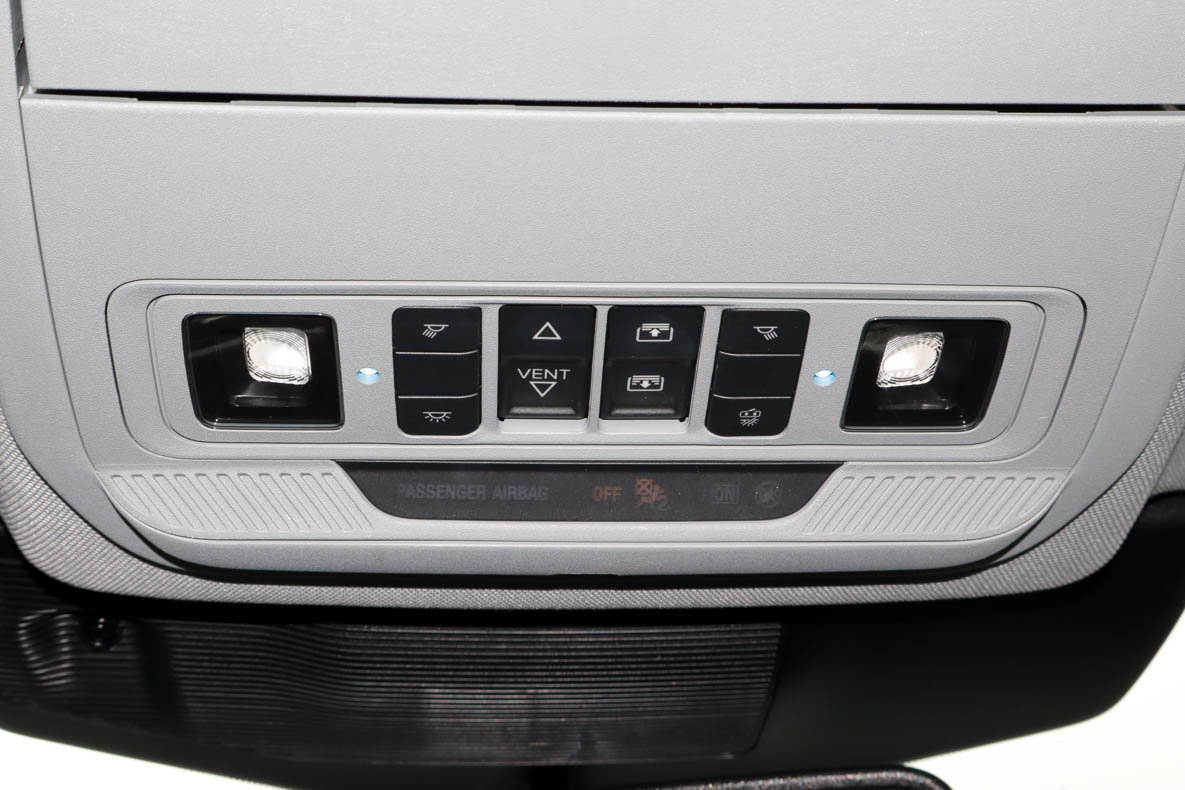 Used 2022 Ford Explorer Limited w/ Equipment Group 301A RWD image 29