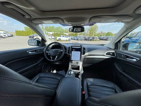Certified 2022 Ford Edge SEL w/ Convenience Package AWD/4WD image 19